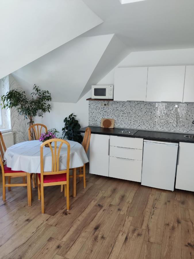 Fadora Apartman Tihany Εξωτερικό φωτογραφία